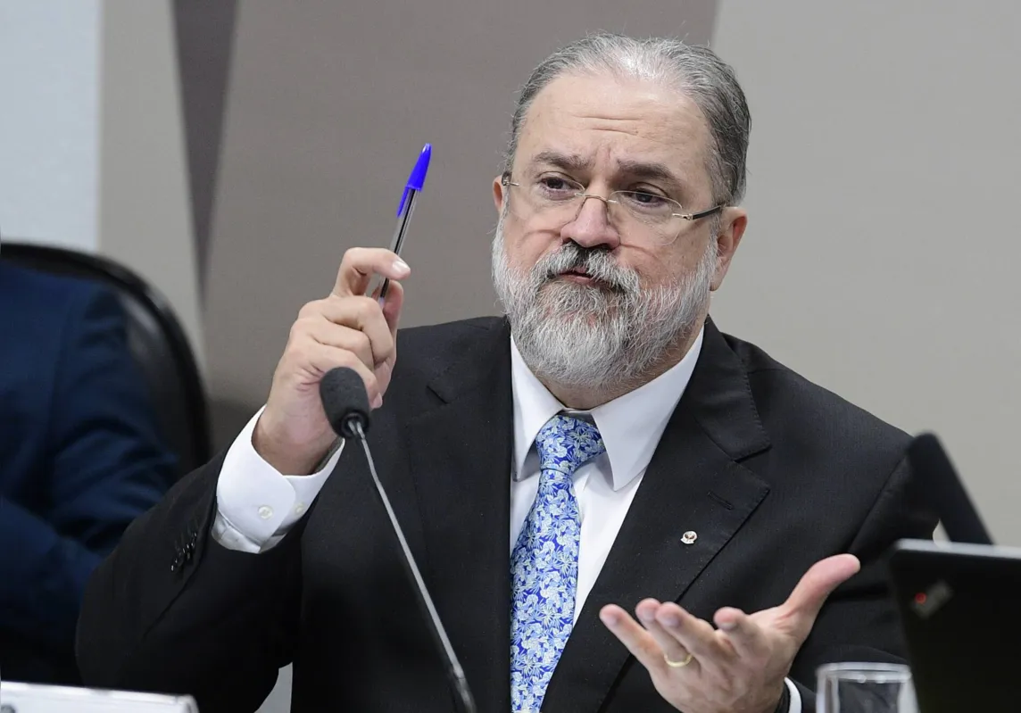 Augusto Aras será sabatinado pela CCJ do Senado após término do recesso parlamentar