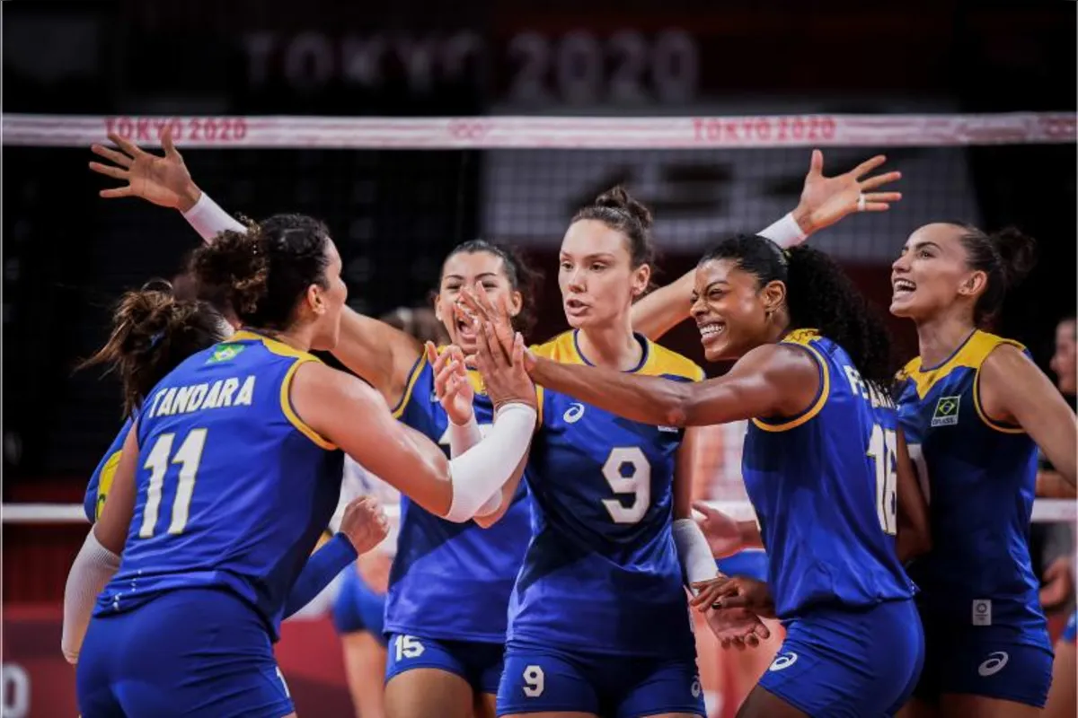 Imagem ilustrativa da imagem Brasil bate Sérvia, segue invicto e é líder de grupo no vôlei feminino