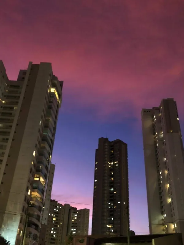 Imagem ilustrativa da imagem CIDADE FALA - Quando o céu é a moldura!