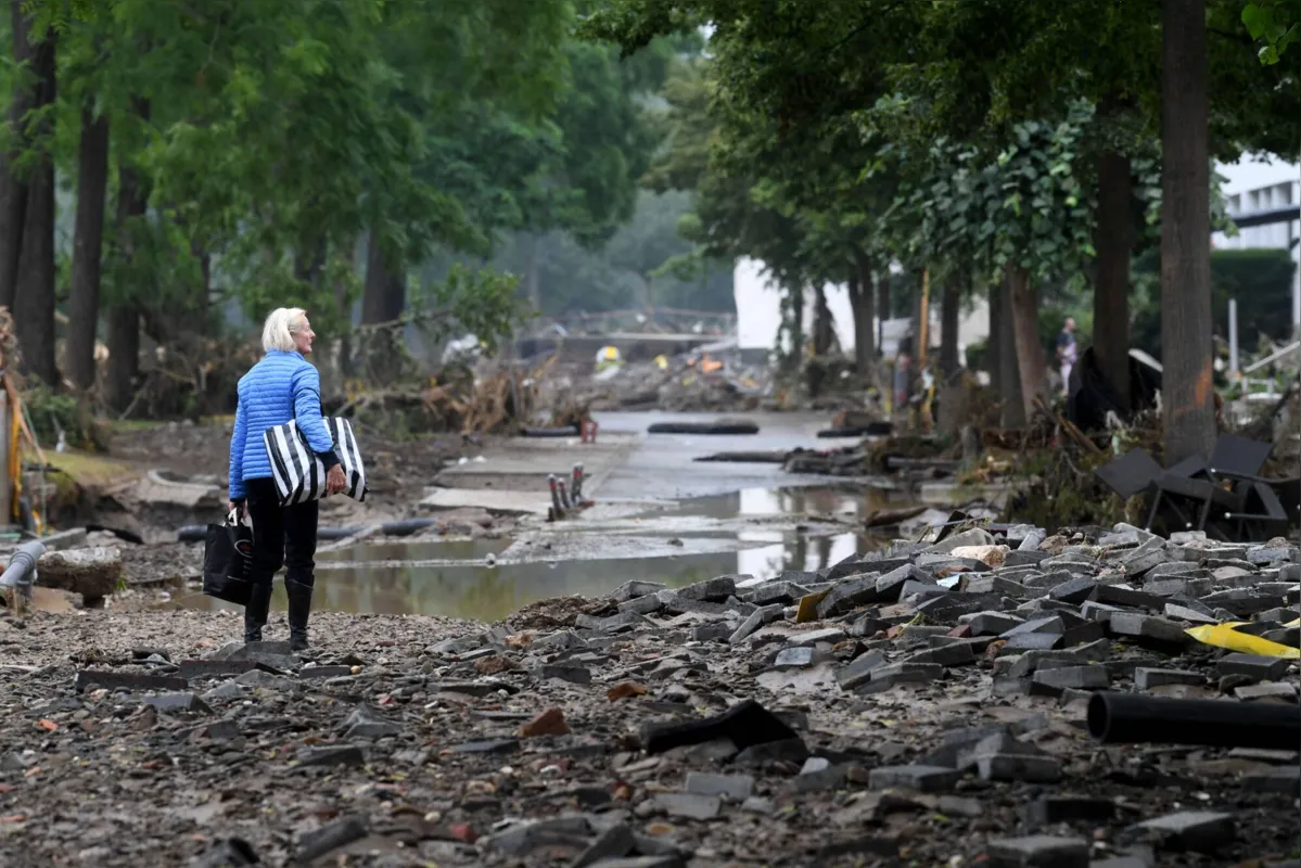 Imagem ilustrativa da imagem Chuvas sem precedentes deixam 126 mortos na Europa e disparam alerta contra mudanças climáticas