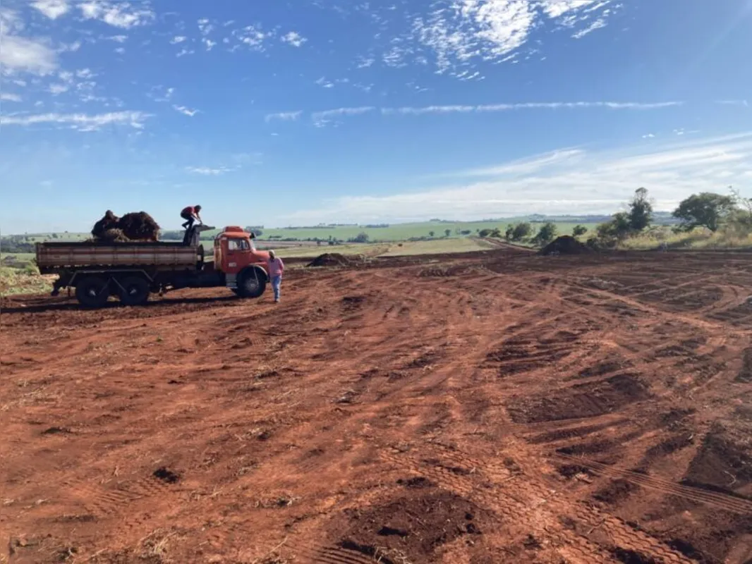 Imagem ilustrativa da imagem Com máquinas em manutenção, obras da Cidade Industrial seguem em ritmo lento
