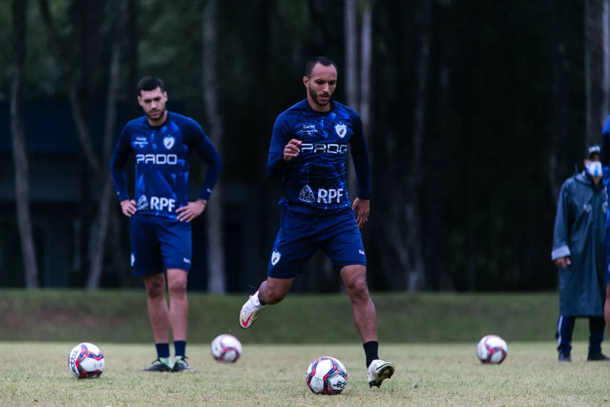 Poupado contra o Confiança, Marcelo Freitas voltará a ser titular diante do Remo