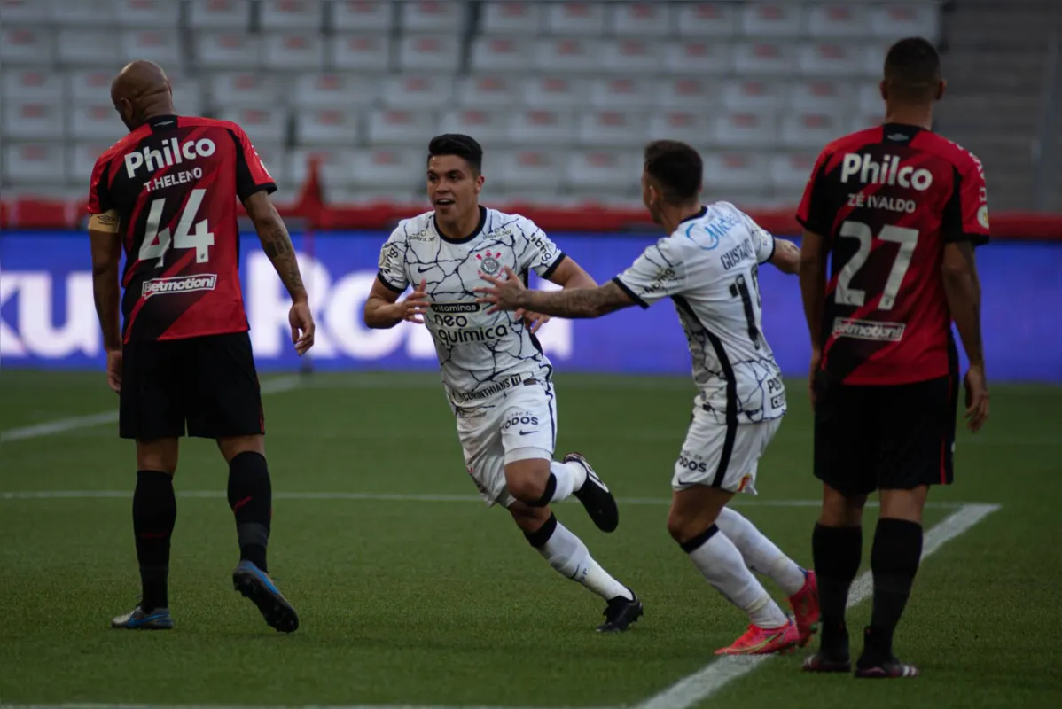 O volante Roni foi o autor do gol do Timão