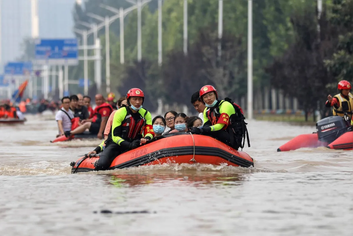 Imagem ilustrativa da imagem Crise climática já agrava secas e temperaturas extremas