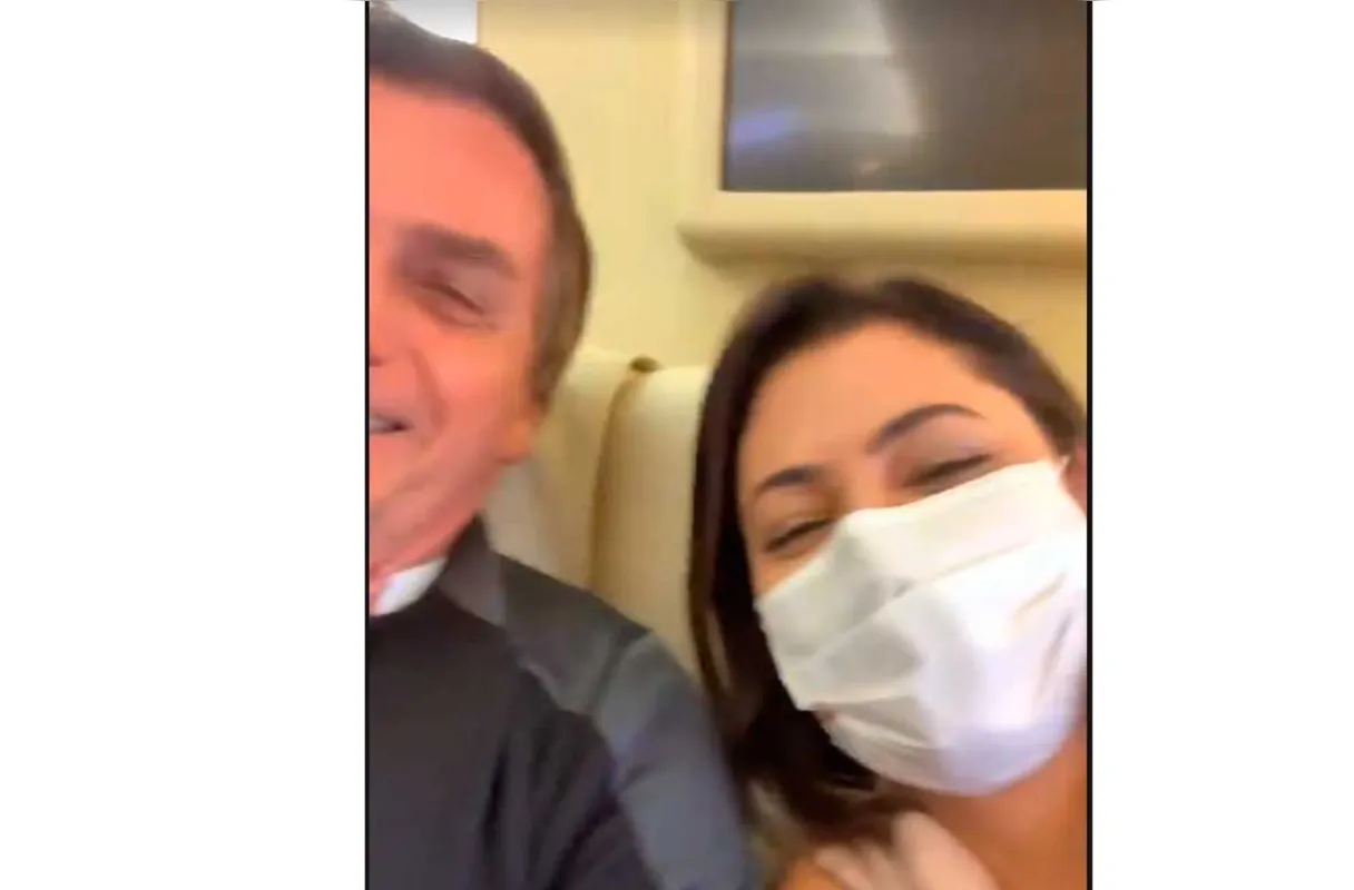 Imagem ilustrativa da imagem De visitas a presentes, Michelle mostra bastidores da internação de Bolsonaro