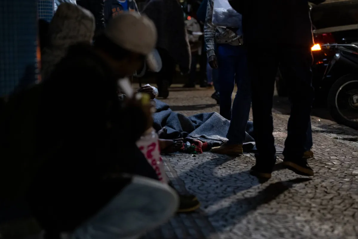 Imagem ilustrativa da imagem Desemprego faz pessoas em situação de rua crescer em poucos meses