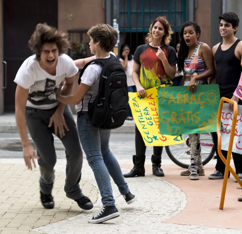 Imagem ilustrativa da imagem Em Malhação, Karina é irredutível com Pedro e Bianca é incentivada pelos professores da Ribalta