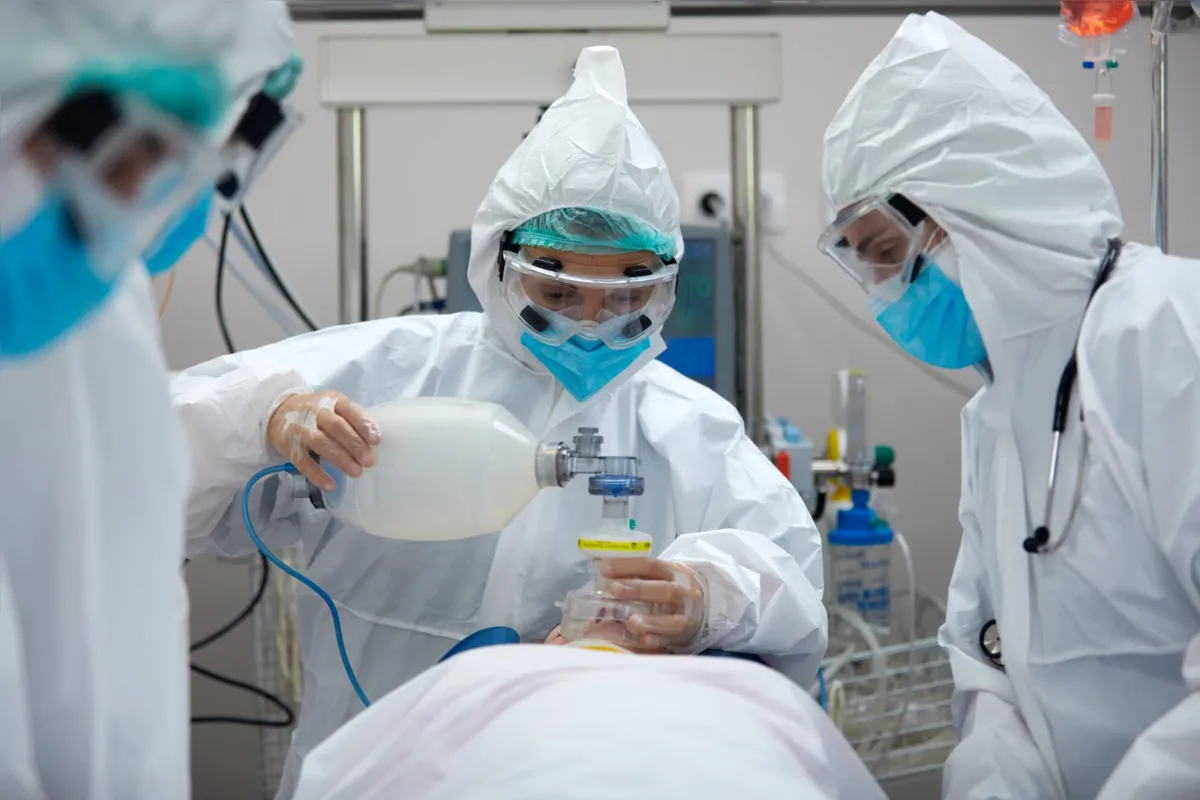 Imagem ilustrativa da imagem Estudo: coronavírus provoca 'pandemia oculta' e deixa 130 mil órfãos no Brasil