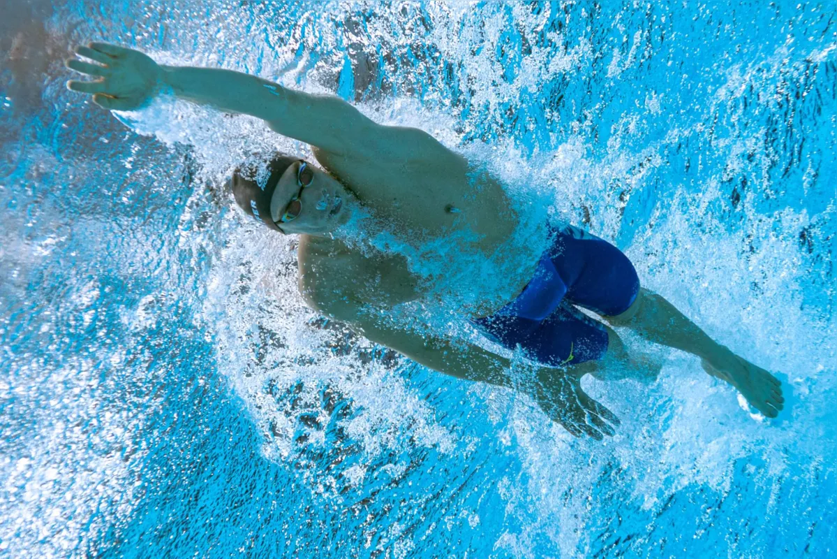 Imagem ilustrativa da imagem Fernando Scheffer conquista o bronze na natação, 4ª medalha do Brasil