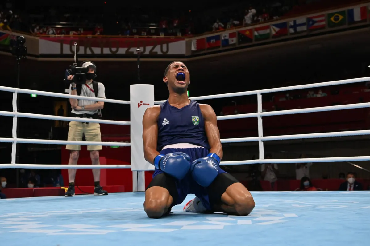 Imagem ilustrativa da imagem Hebert Conceição garante o 2º ouro do Brasil no boxe em Olimpíadas