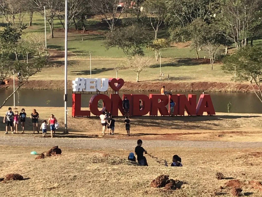 Imagem ilustrativa da imagem Lago Cabrinha ganha letreiro de Londrina e novos visitantes