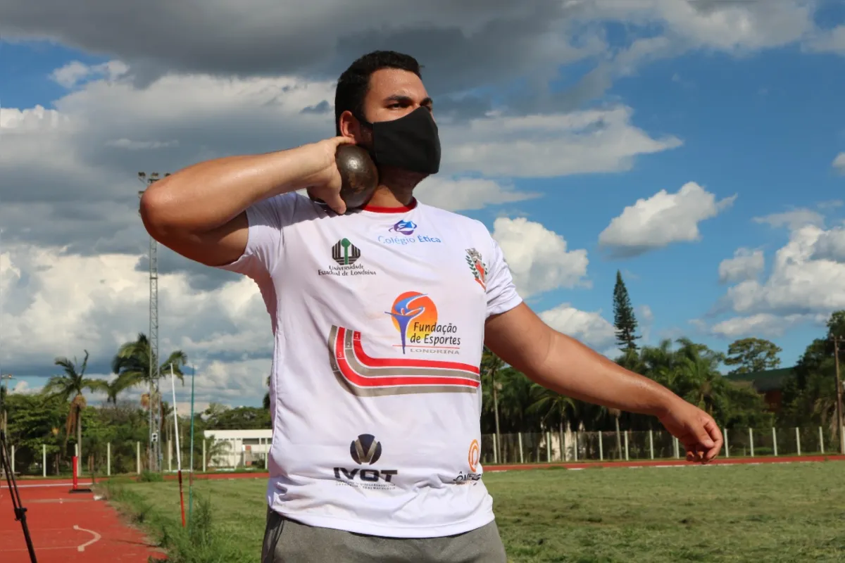Leonardo Mário, do arremesso do peso: campeão e melhor atleta do torneio