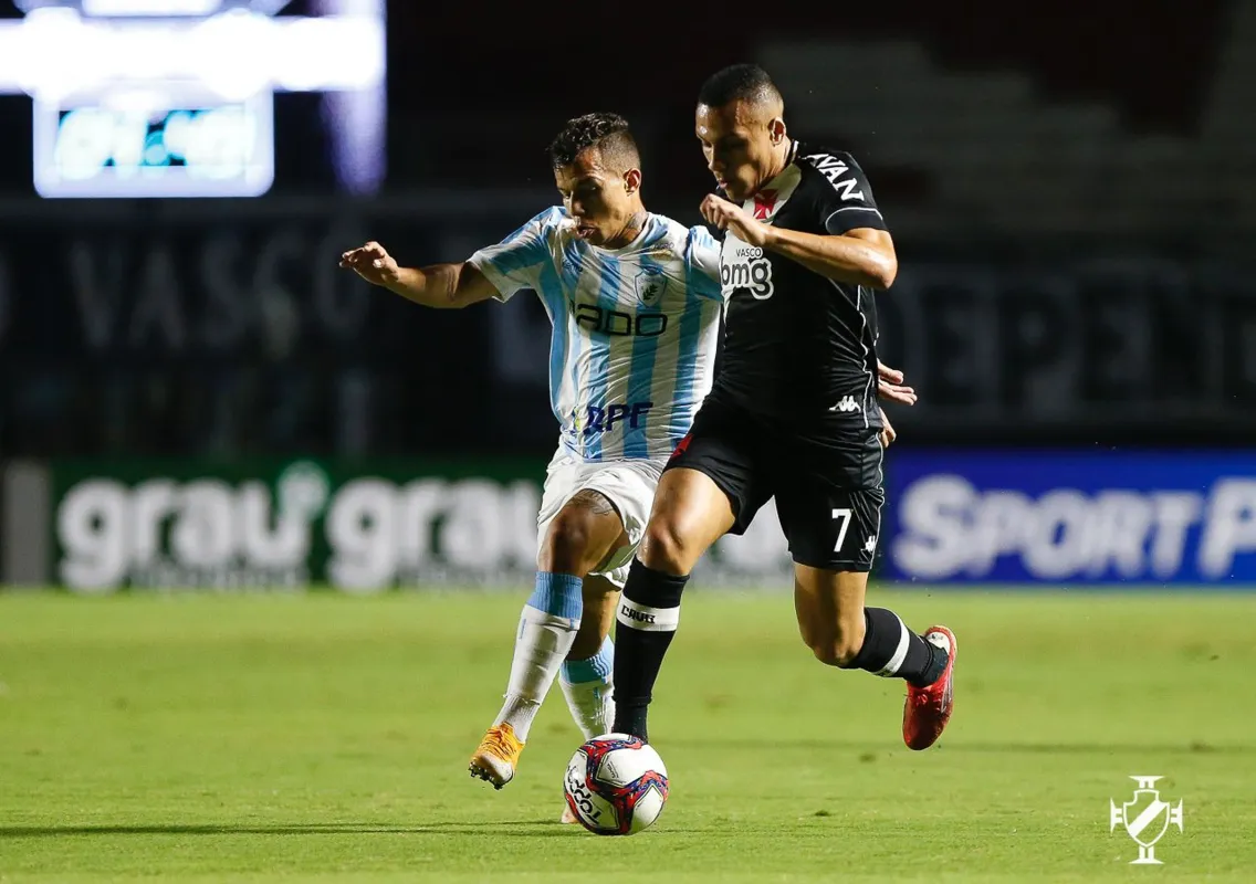 Marcelinho é uma das dúvidas para o jogo contra o Brasil, domingo 
