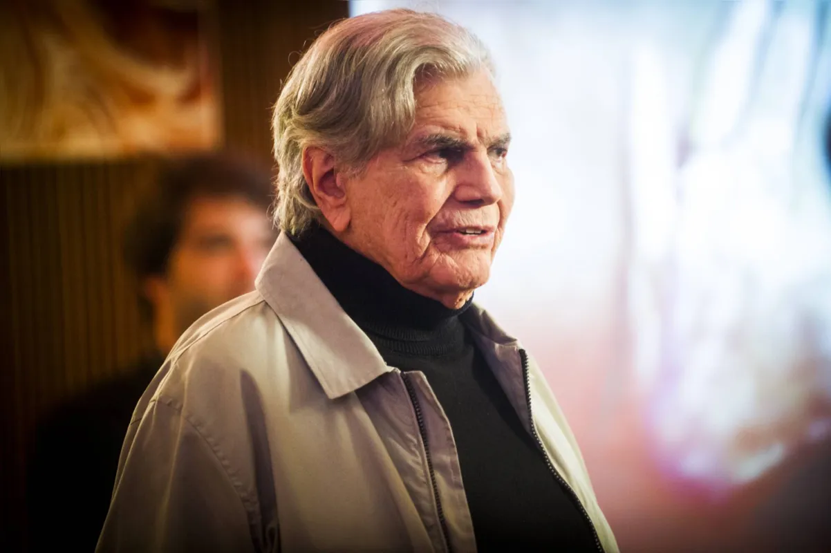 Tarcísio Meira: último boletim informava que ele estava na UTI, intubado e fazendo diálise por problemas nos rins