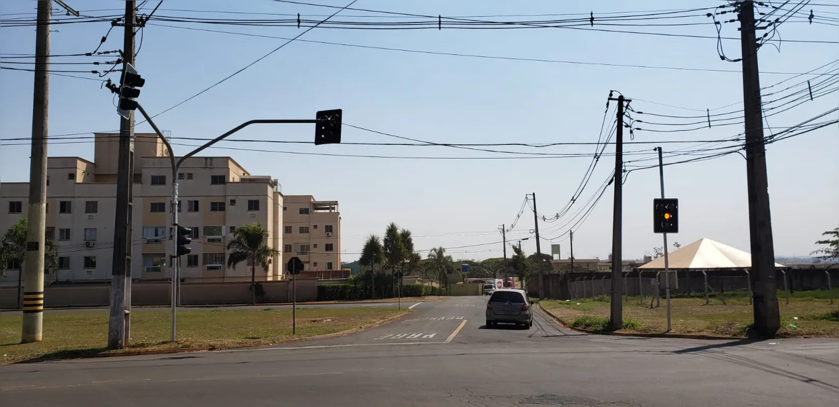 Imagem ilustrativa da imagem Novos semáforos entram em funcionamento em Londrina