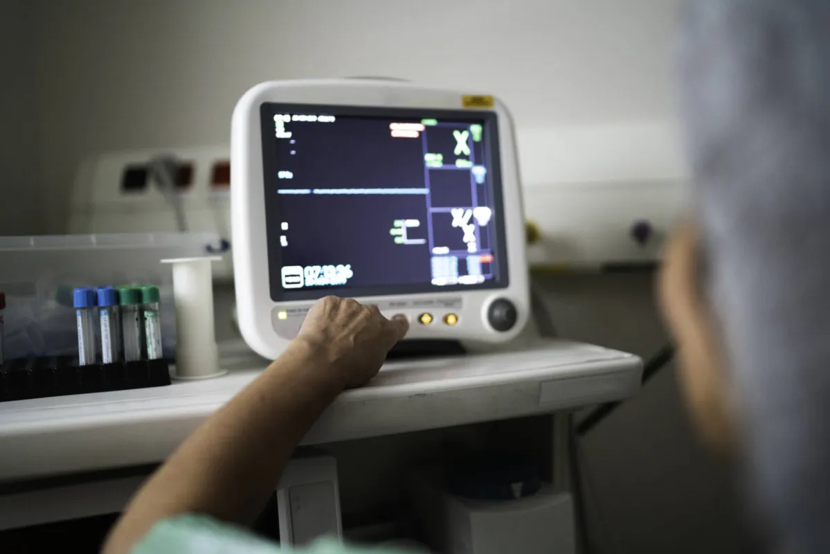 Os dados acumulados do monitoramento da doença mostram que o Estado soma 1.376.711 casos confirmados e 35.086 óbitos 