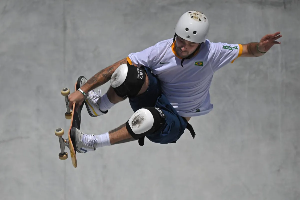 Imagem ilustrativa da imagem Pedro Barros dá terceira medalha de prata ao Brasil no skate