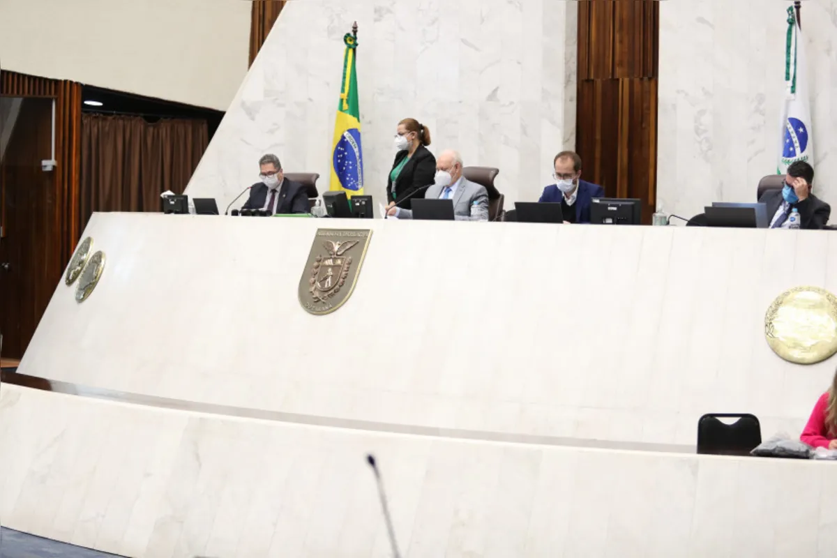 Imagem ilustrativa da imagem Projeto que prevê isenção de ICMS para empresas de tecnologia de Londrina é retirado de pauta