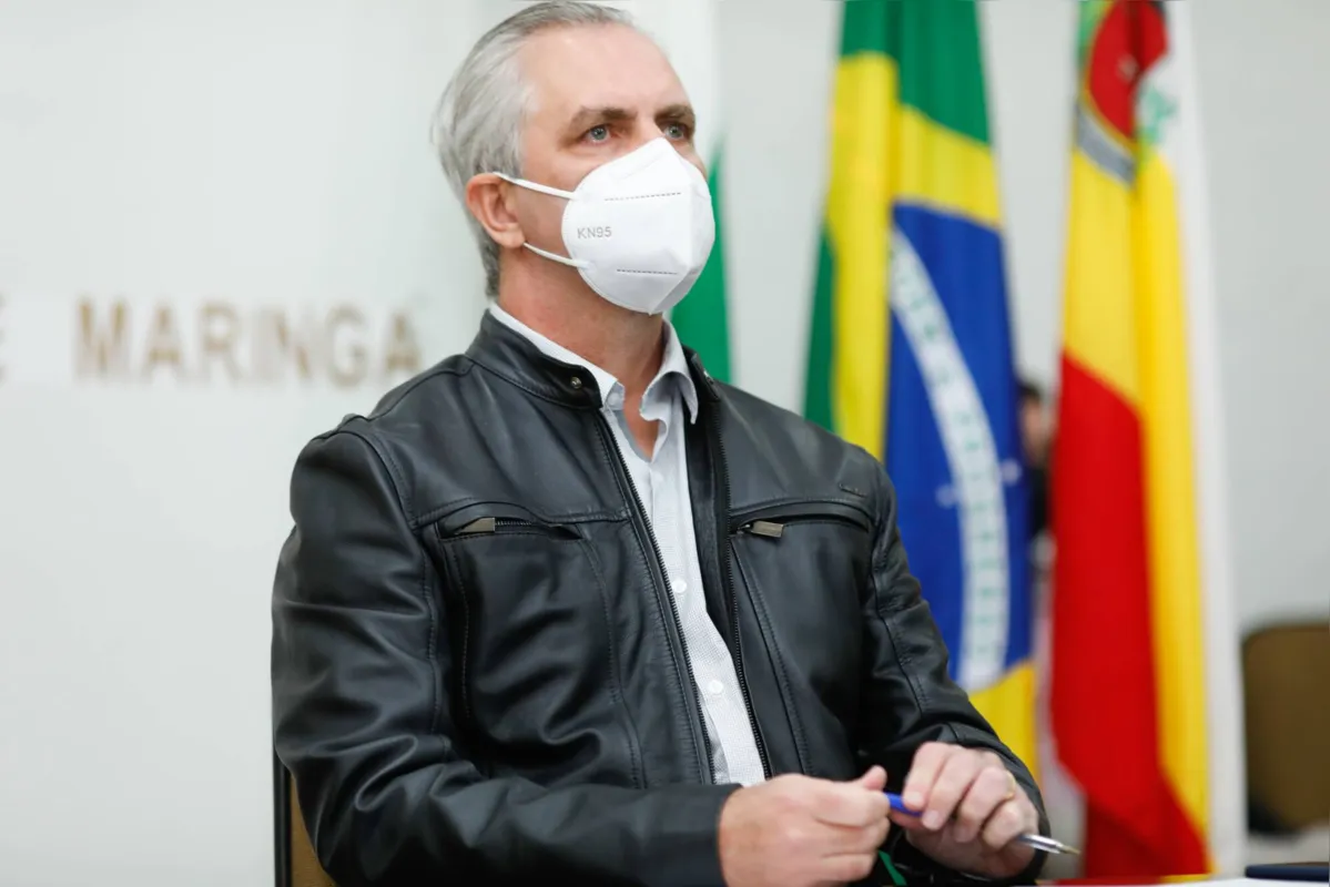 Imagem ilustrativa da imagem Sesa-PR rebate críticas do prefeito de Maringá sobre “boicote” no envio de vacinas