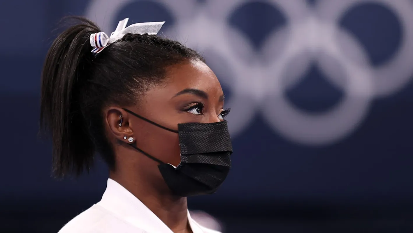Imagem ilustrativa da imagem Simone Biles desiste de disputar final do individual geral das Olimpíadas