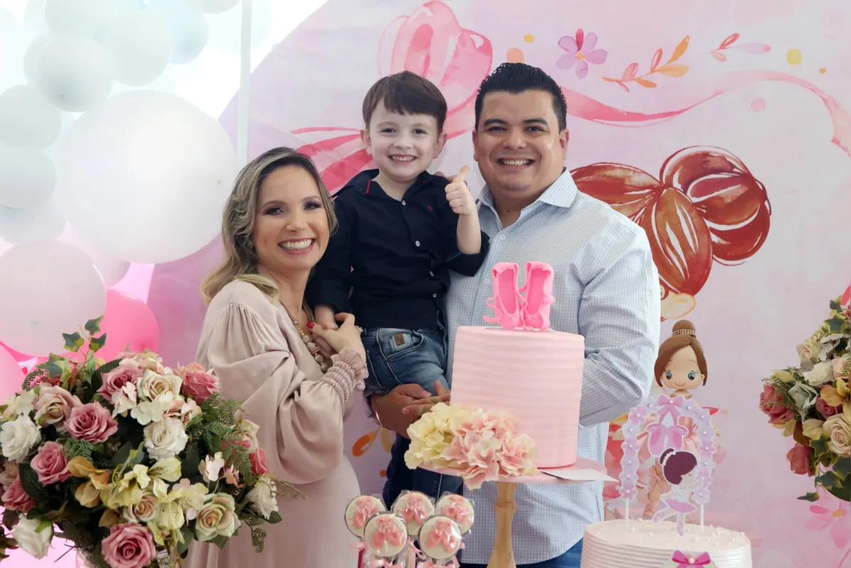 Imagem ilustrativa da imagem Sorrisos – e planos – em família