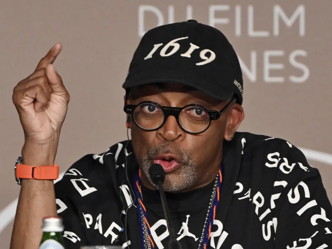 Spike Lee não poupou a atuação das três lideranças mundiais