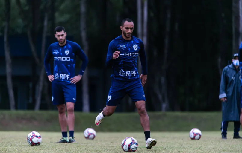 Poupado contra o Confiança, Marcelo Freitas voltará a ser titular diante do Remo