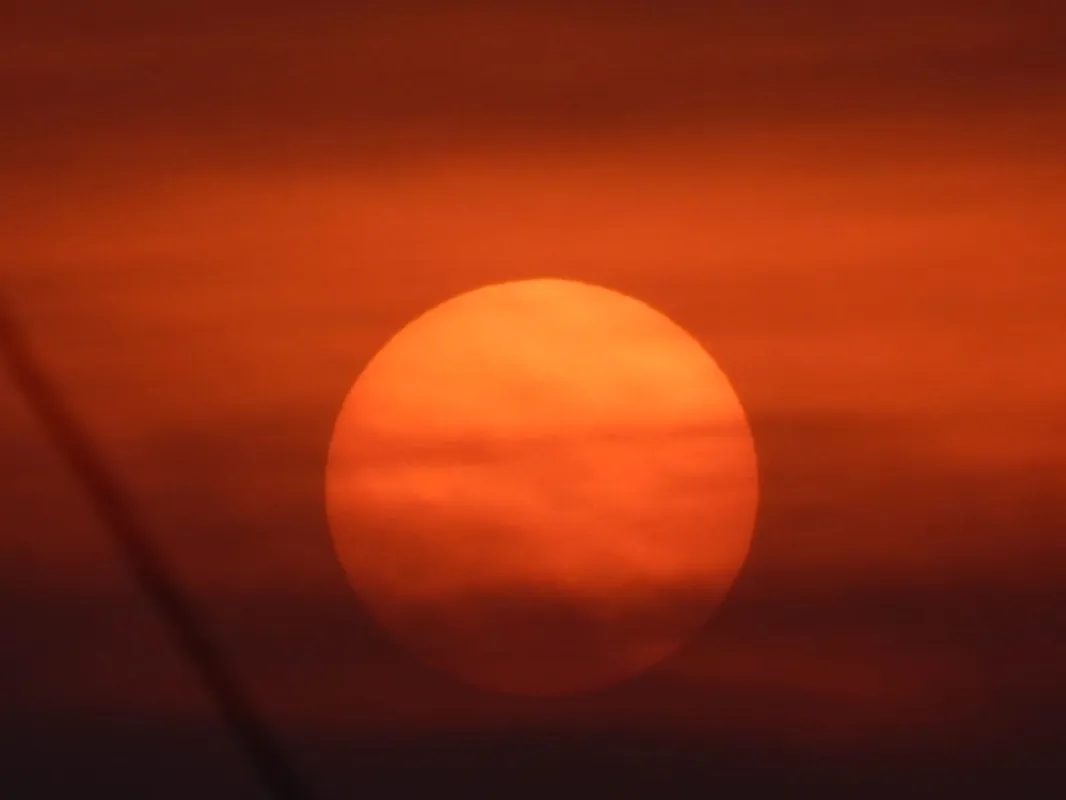 Imagem ilustrativa da imagem CIDADE FALA - Pôr do Sol em Santa Marina