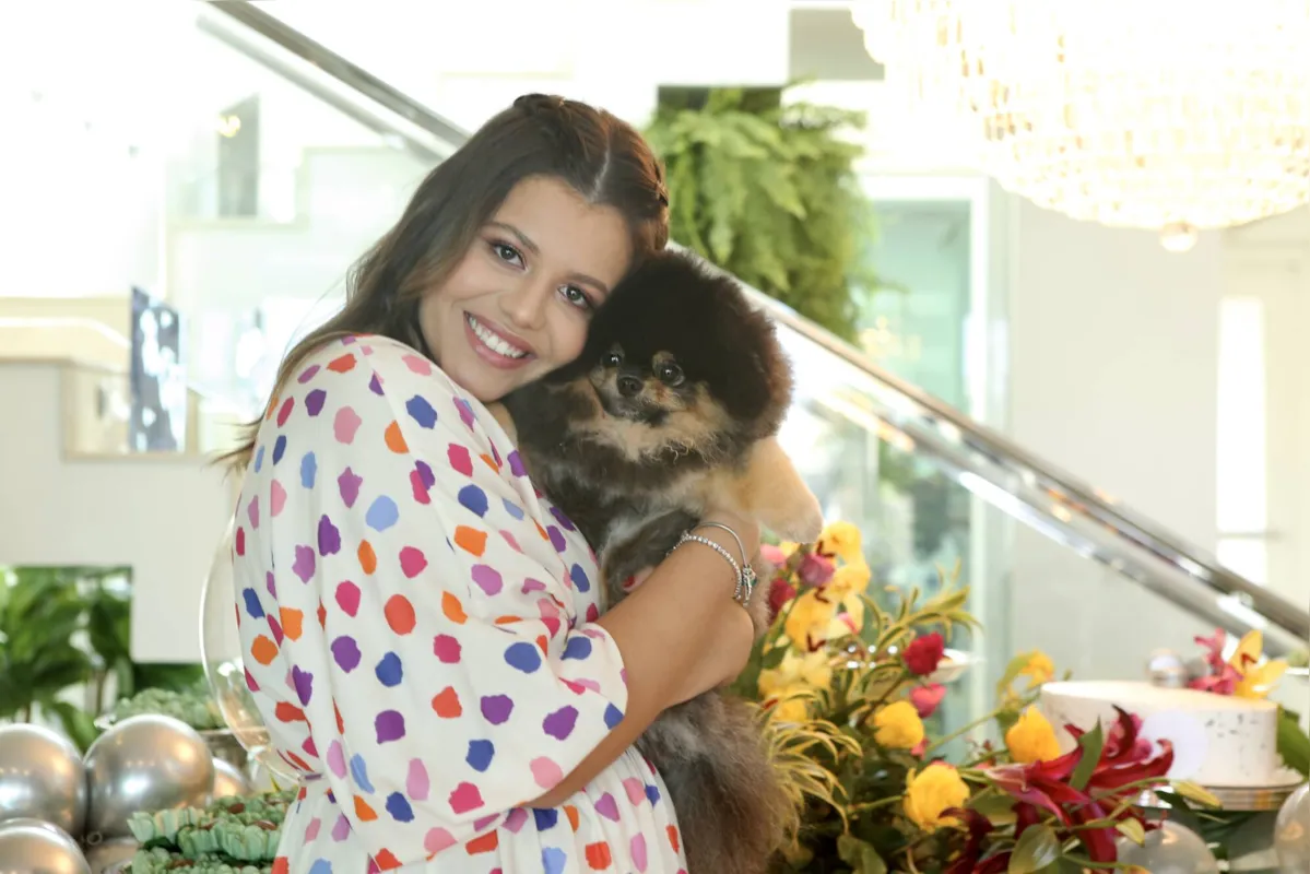 Maria Clara e o mascote, Jake