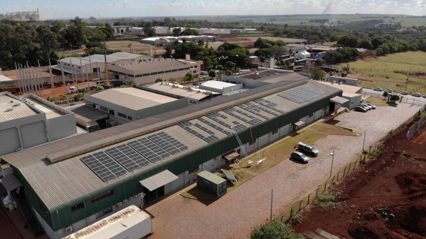 Imagem ilustrativa da imagem Crise hídrica e alta na tarifa de luz impulsionam mercado de energia solar