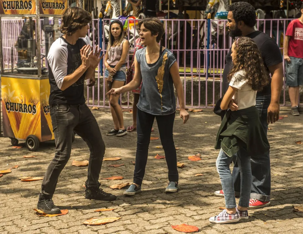 Imagem ilustrativa da imagem Em Malhação, Pedro segue o conselho de Jade para irritar Karina