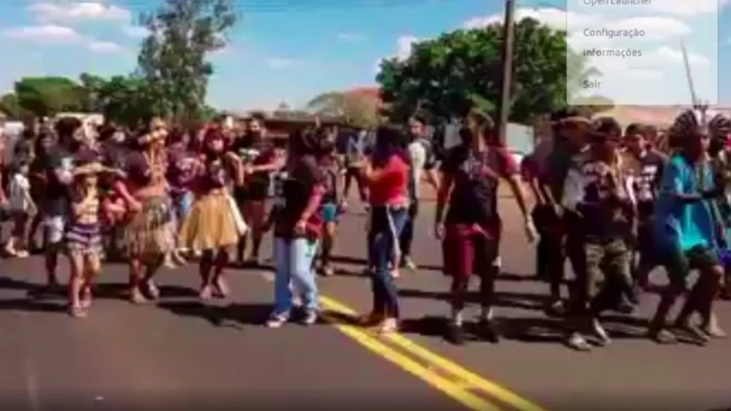 Imagem ilustrativa da imagem Índios protestam contra demarcação de terras discutida no STF