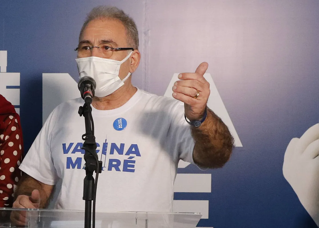 "O Brasil já distribuiu 260 milhões de doses, 210 milhões já aplicadas", disse o ministro