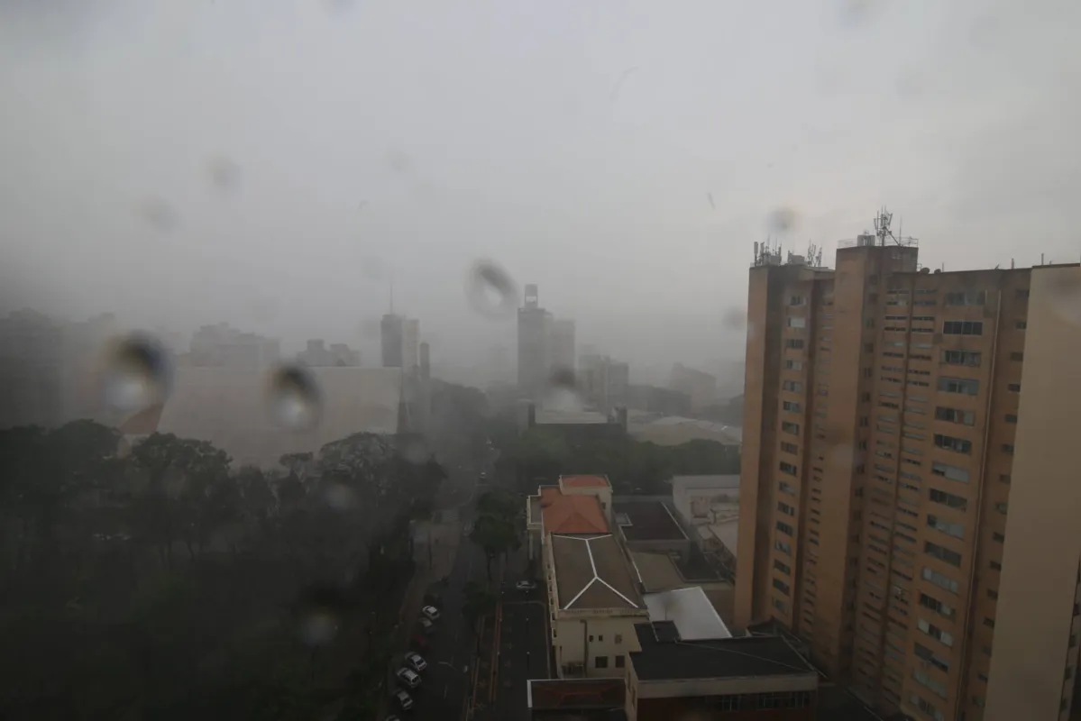 Imagem ilustrativa da imagem Simepar prevê tempestades para esta terça-feira na região de Londrina