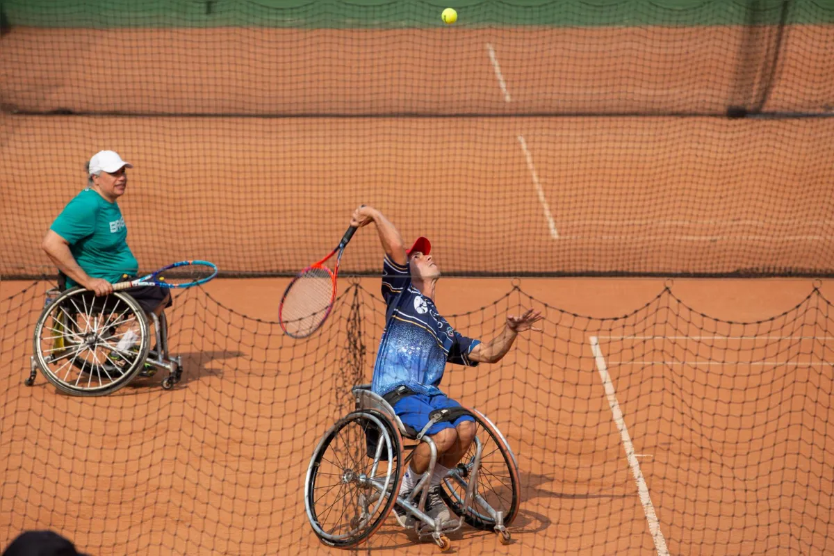 Imagem ilustrativa da imagem Torneio de tênis para cadeirantes termina domingo no Country