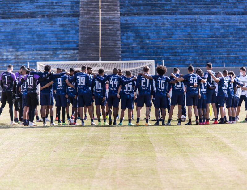 O grupo do Londrina precisa focar na melhoria do desempenho para fugir do rebaixamento.