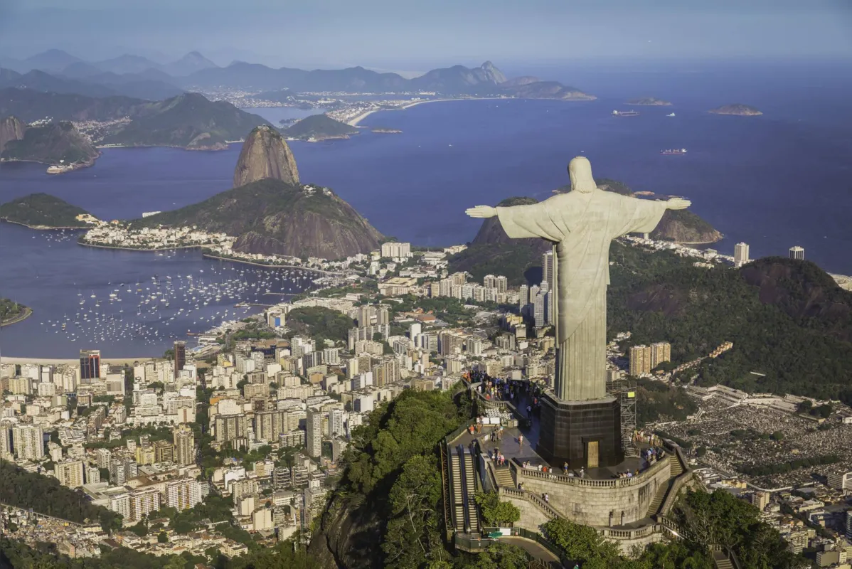 Imagem ilustrativa da imagem Aos 90, estátua do Cristo consolida seu impacto no Rio