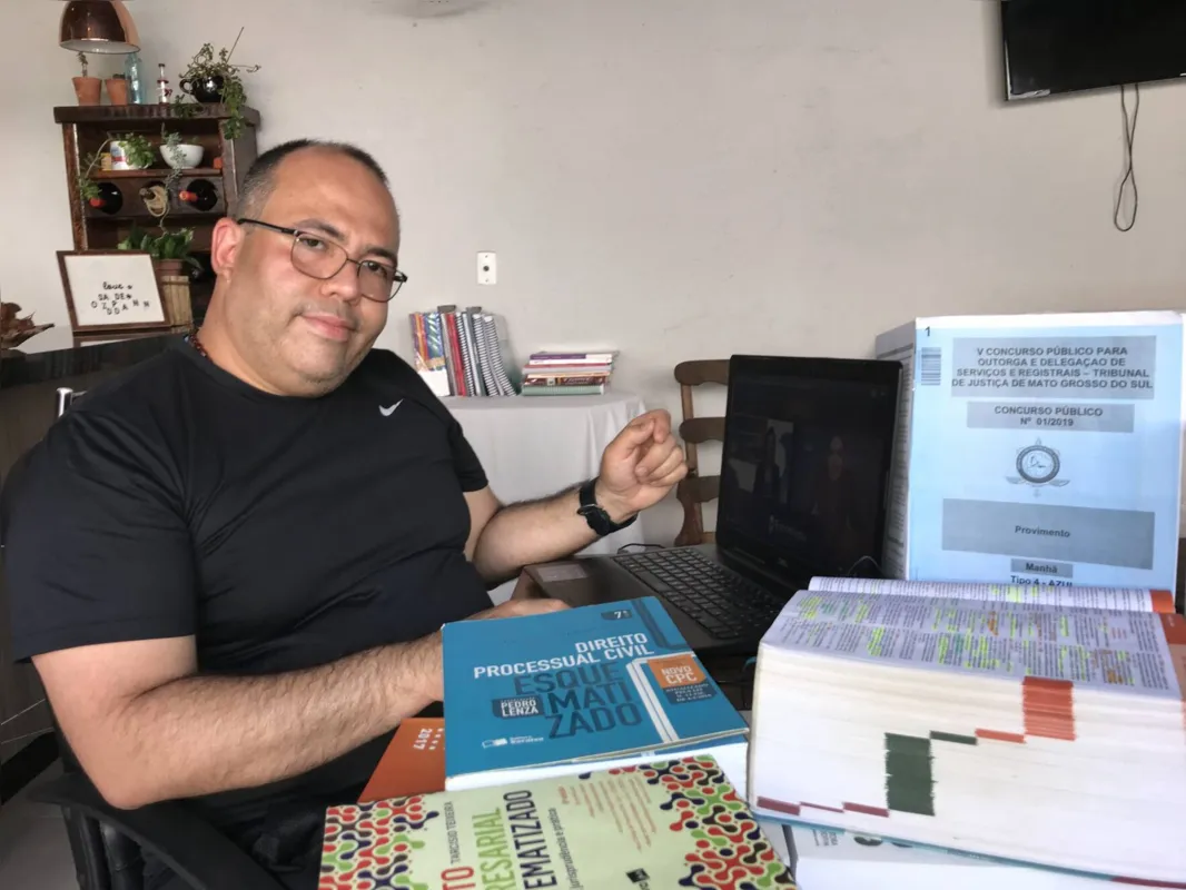 José Bernardo Costa Neto: "Pensamento crítico, reflexivo é fundamental para desenvolver a redação e demonstração de articulação com a realidade"