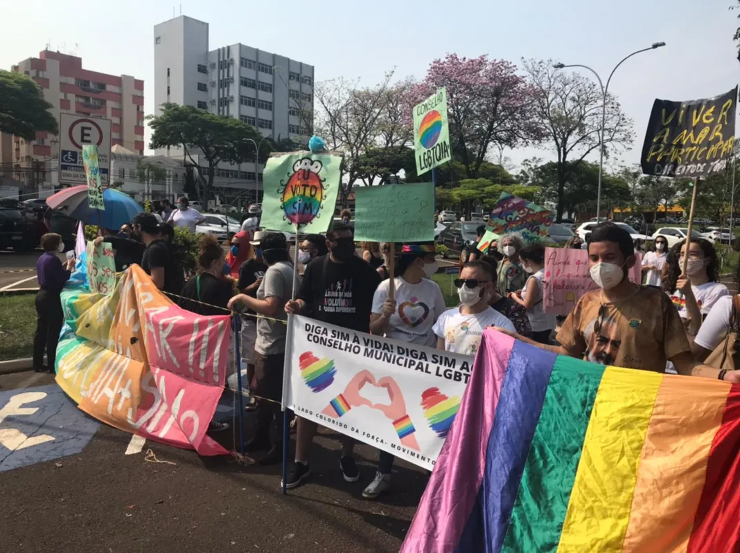 Imagem ilustrativa da imagem Câmara rejeita criação do Conselho LGBT de Londrina