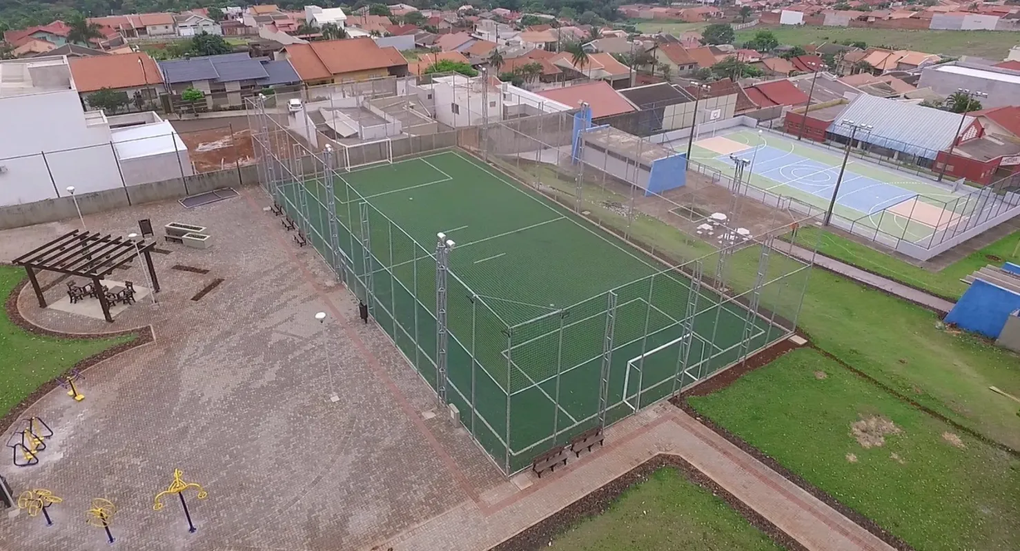 O Espaço Família Neide Dalto Scheller é um complexo esportivo no jardim Santo Antônio.