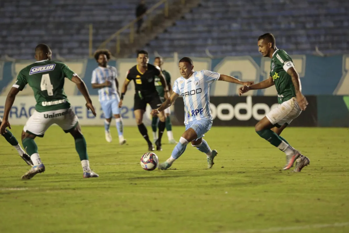Seca de gols: LEC marcou apenas 22 gols na série B, dos quais somente dez foram marcados pelos atacantes