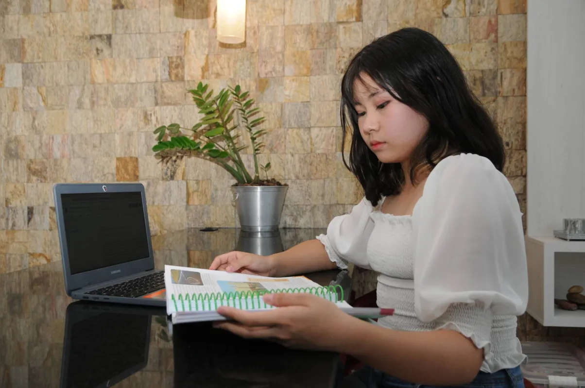 Animada com as mudanças, a estudante Isadora Cheiko Miyoshi, 14 anos, estreia no Ensino Médio seguindo as novas regras e acredita que com a nova modalidade vai conseguir chegar mais preparada na faculdade
