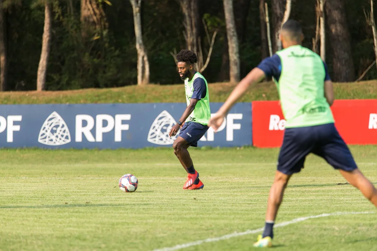 Com os dois gols em Recife, Luiz Henrique mostrou mais uma vez que não pode ficar fora do time do Londrina