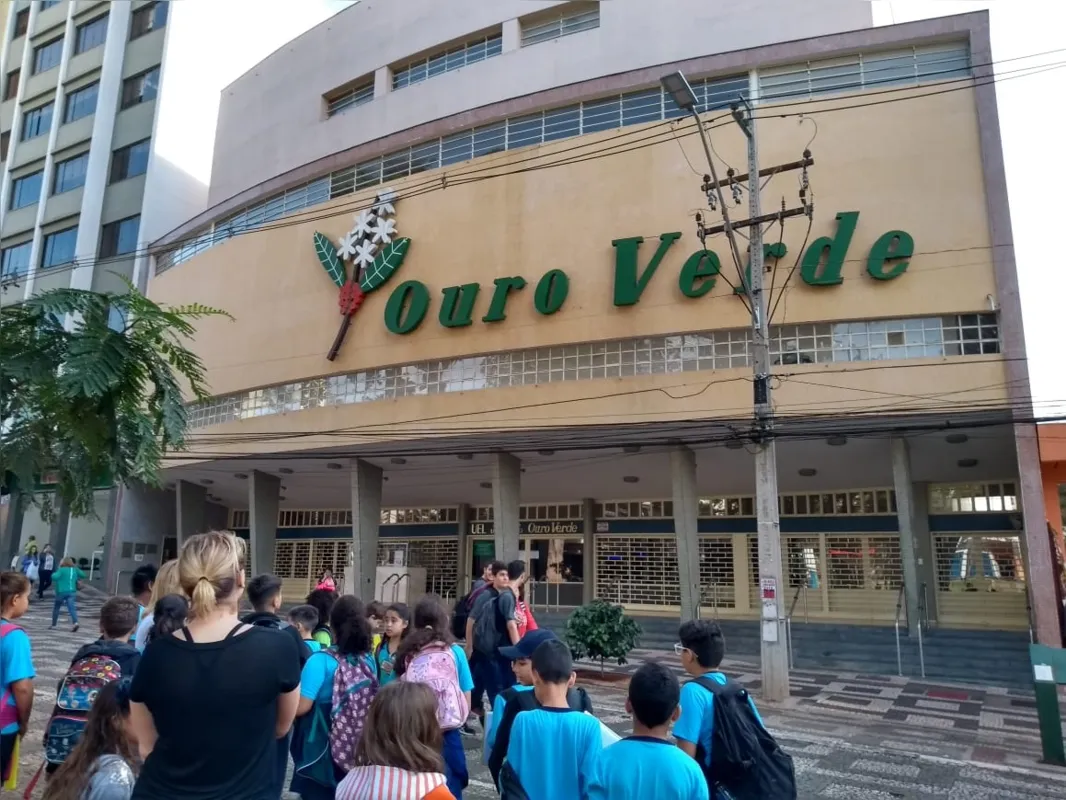 A cultura e a arquitetura num só lugar: Teatro Ouro Verde, que os alunos vão conhecer de perto  