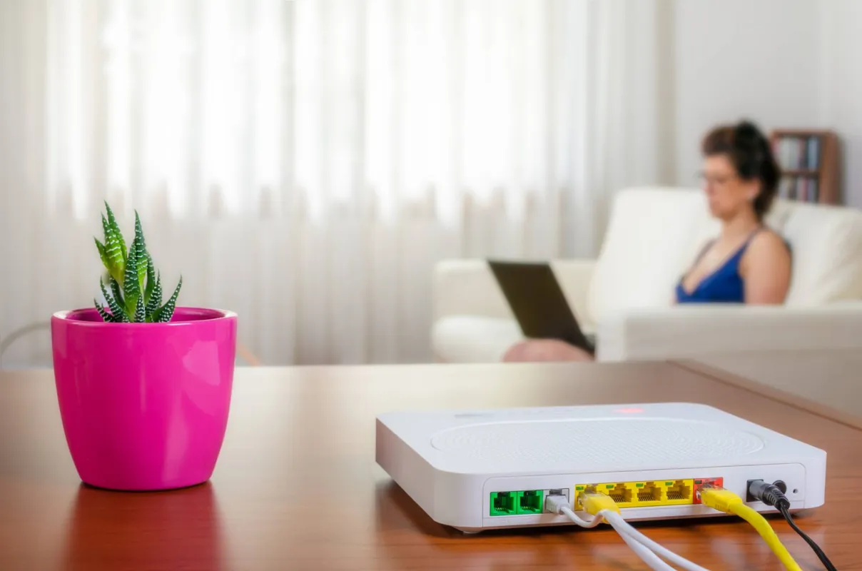 Imagem ilustrativa da imagem Sercomtel e Copel Telecom se unem para expandir serviço de fibra em Londrina
