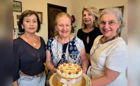 Aniversário de Vitória Sahão
