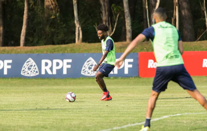Com os dois gols em Recife, Luiz Henrique mostrou mais uma vez que não pode ficar fora do time do Londrina