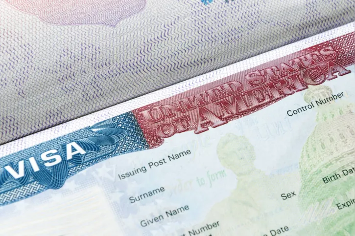 Imagem ilustrativa da imagem EUA voltam a emitir vistos para brasileiros e abrem novas vagas para 2021