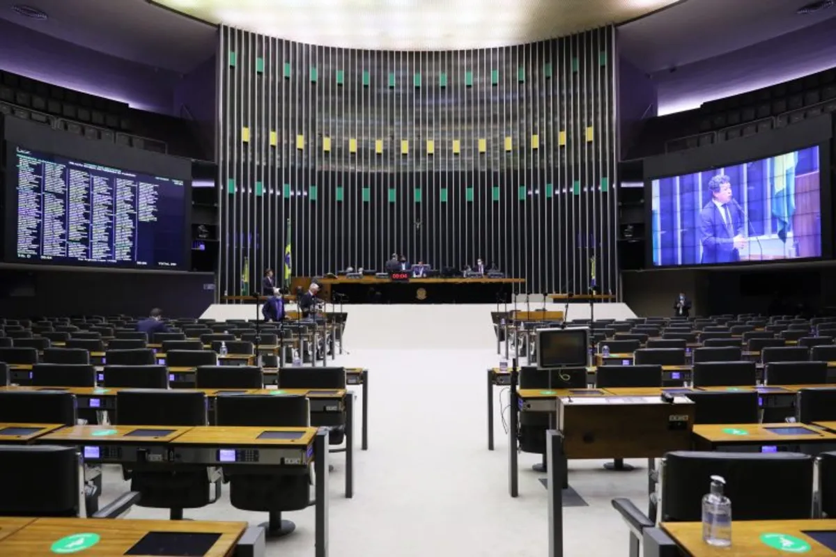 Imagem ilustrativa da imagem Apenas 10 dos 30 deputados do PR são contrários às mudanças no CNMP