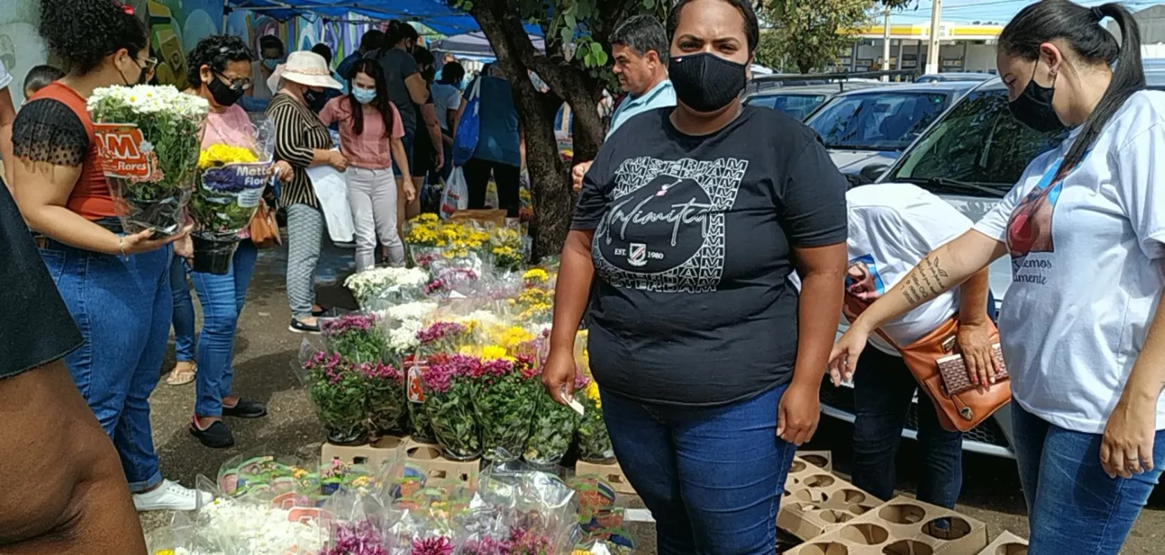 Imagem ilustrativa da imagem Cemitérios de Londrina devem receber 80 mil visitantes neste feriado de  Finados